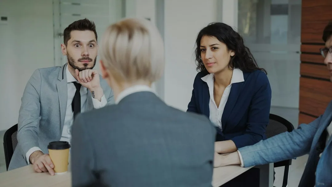 Abogados de Barcelona Laboral asesoran a empresa sobre cómo actuar ante un trabajador que se niega a cumplir instrucciones